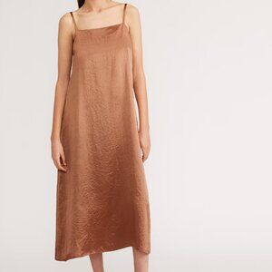 The Satin Square-Neck Slip Dress Everlane - Carob Brown